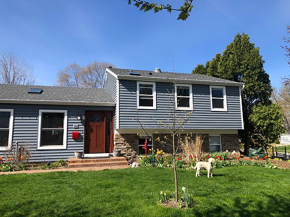 2nd image of 114 Amboy Ln