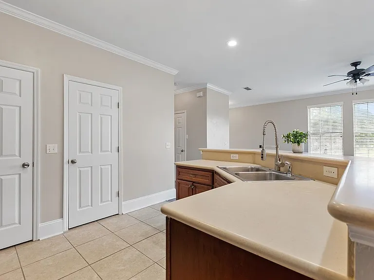 2602 Fenwood Ct — Photo 14
