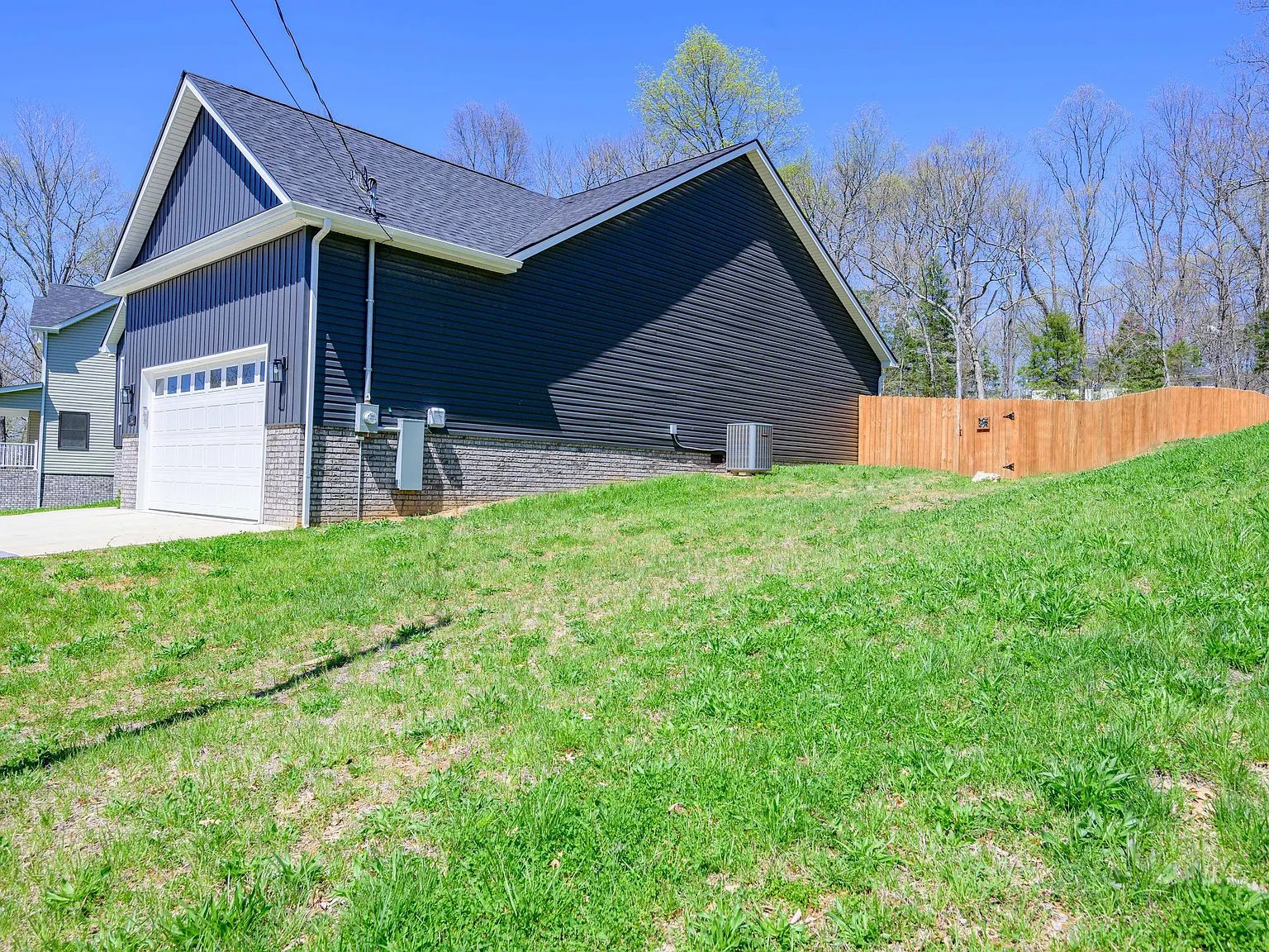 299 Hampton Road - 1 — Photo 4