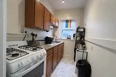 44 Central St #3 — Photo 6