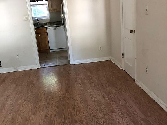 3rd image of 5808 Fifer Dr