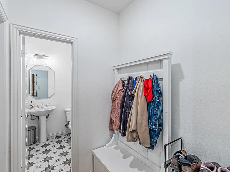 3508 Crescent Ln — Photo 25