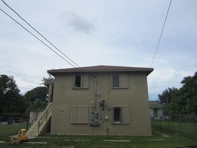 2251 NW 41st St, Miami, FL, 33142