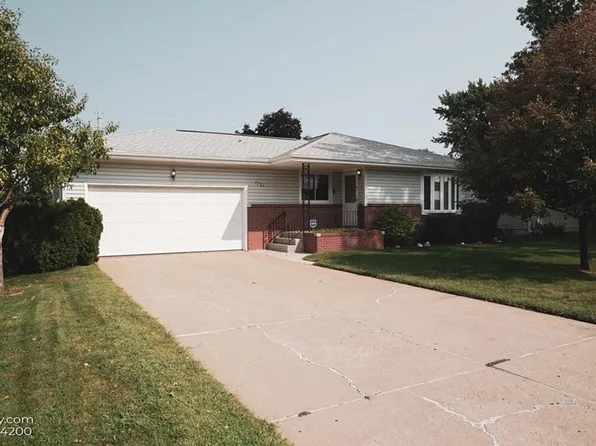 1221 Sherman Ave, Grand Island, NE 68803