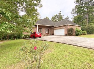 59 Cane Bend Dr, Carriere, MS 39426