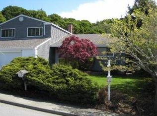 22 Woodside Way, San Rafael, CA 94901