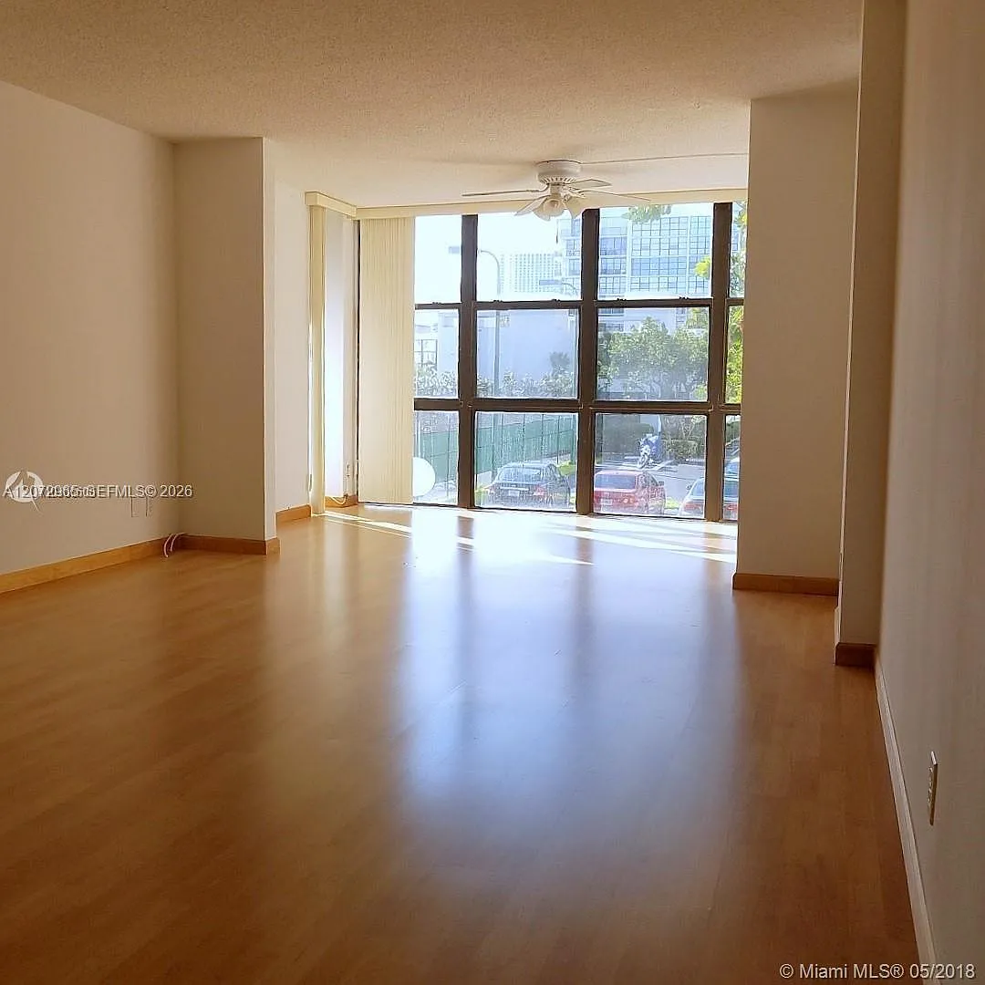 Oceanview Park Condo — Photo 2
