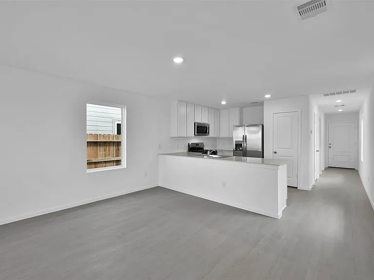 18243 Via Aurelia Dr — Photo 6