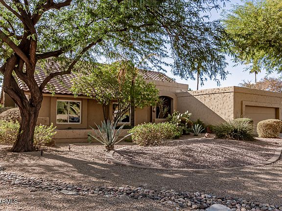 3rd image of 9725 E WINDROSE Drive