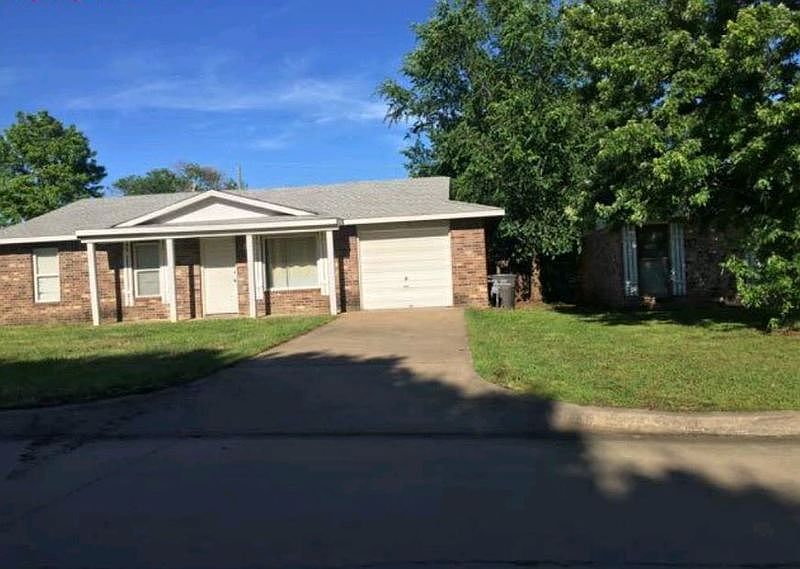 2nd image of 518 Highland Dr