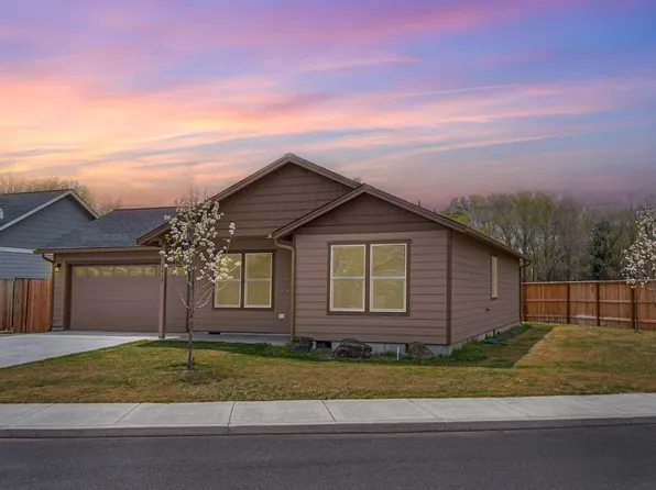 1012 NE Crista Ct, Prineville, OR 97754