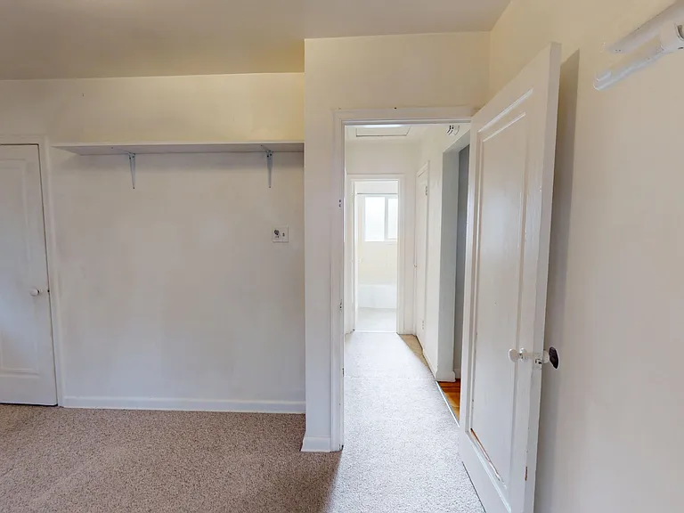2525 S Clayton St — Photo 14