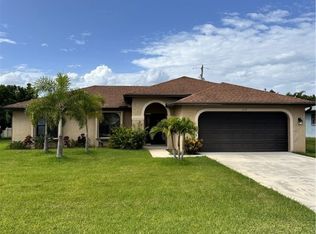 529 SE 4th St, Cape Coral, FL 33990