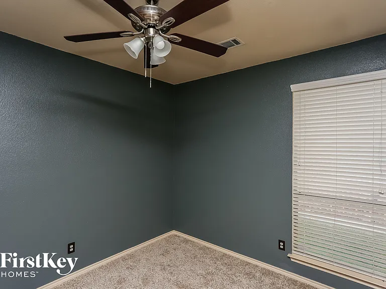 14413 Artesia Ct — Photo 12
