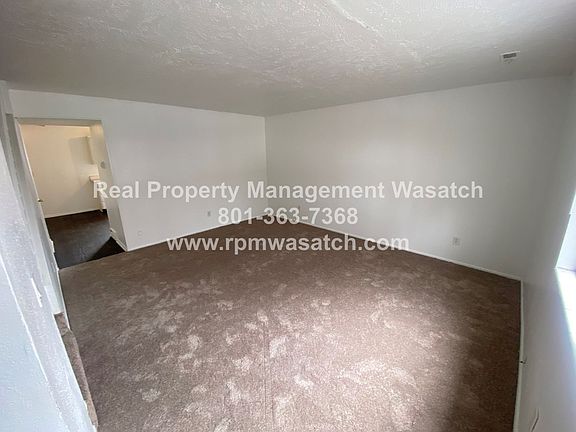 5th image of 669 E Candlelite Ln