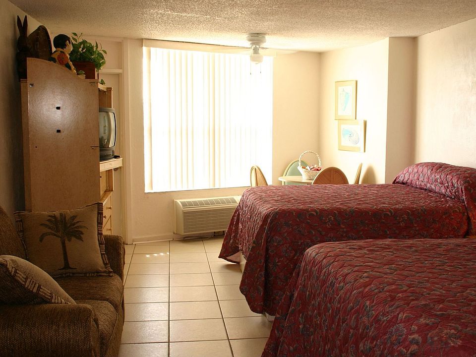 1st image of 313 S Atlantic Ave #427