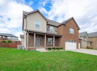 120 Overcrest Ct, Clarksville, TN 37043