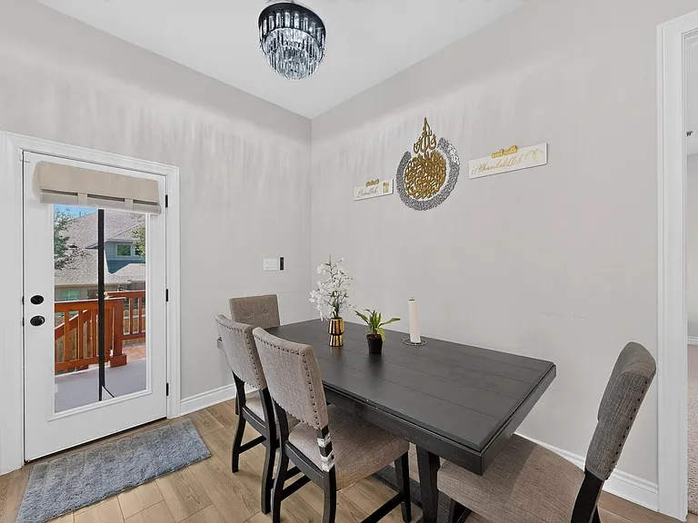 108 Red Camella Dr — Photo 6