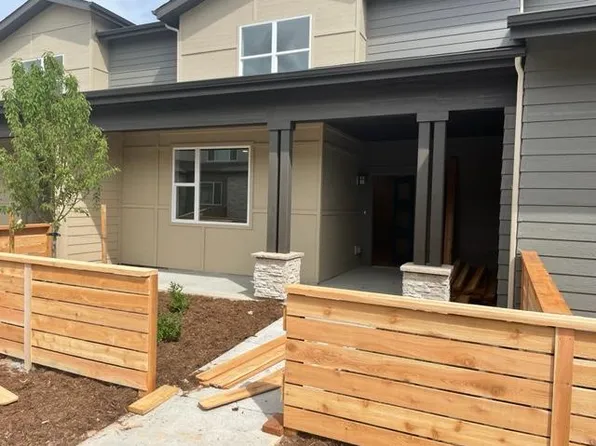 4786 Champlain Dr, Timnath, CO 80547