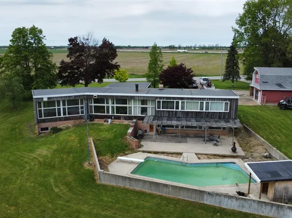 20600 W State Route 105, Elmore, OH 43416