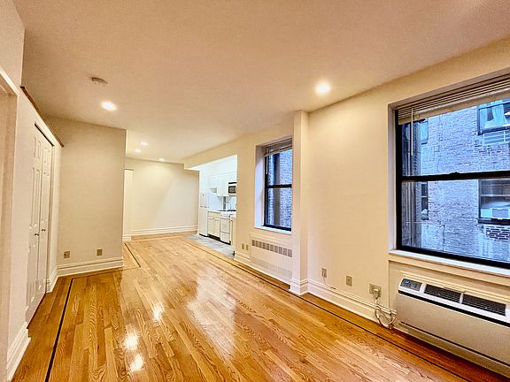 4th image of 272 Bleecker St APT 35