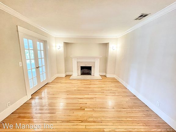 5th image of 2925 E Vista St