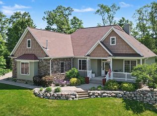 2724 Oldrew Cir, Kalamazoo, MI 49009