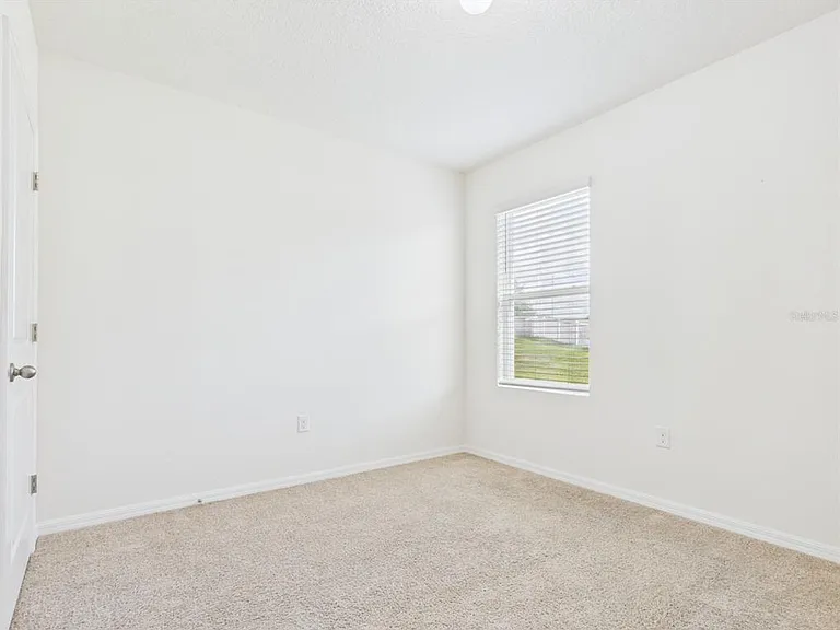 4942 SW 97th Ln — Photo 8