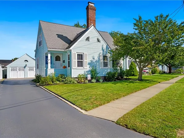 122 Spring Green Rd, Warwick, RI 02888