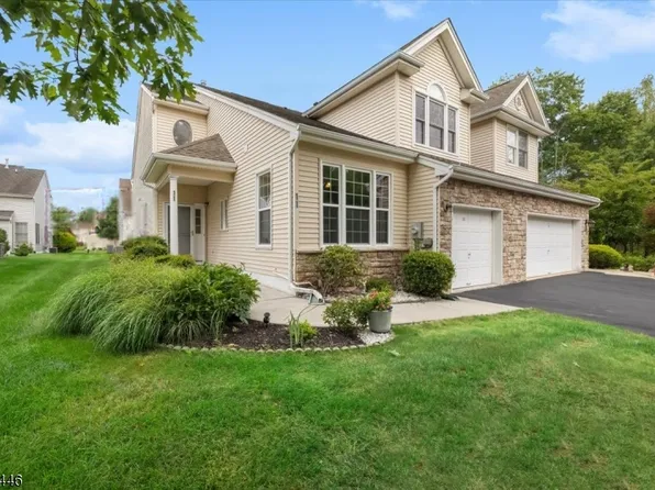 11 Disbro Ln, Franklin Twp., NJ 08873