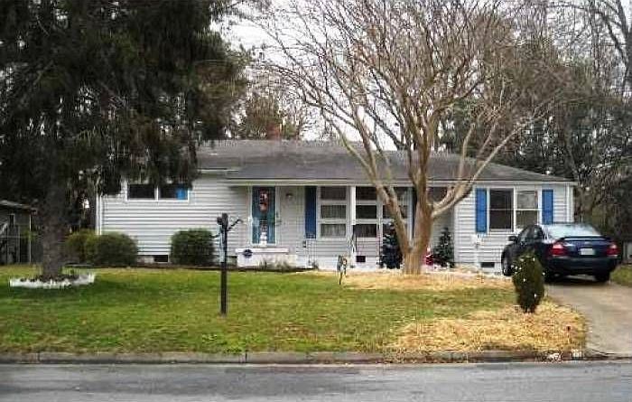 1st image of 37 Eastmoreland Dr