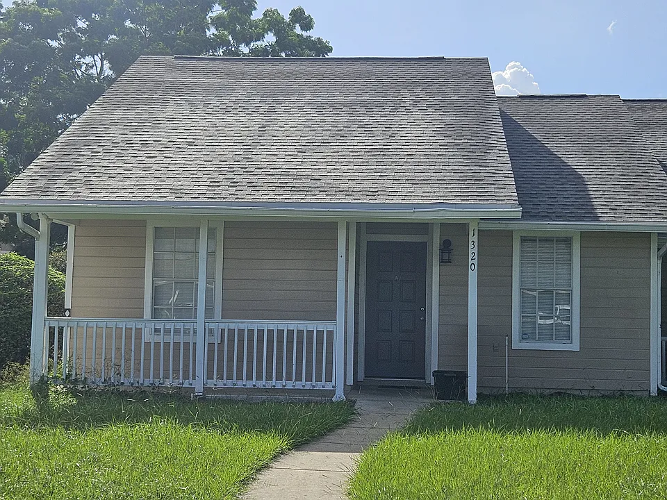 1320 Topfield Ct #1320