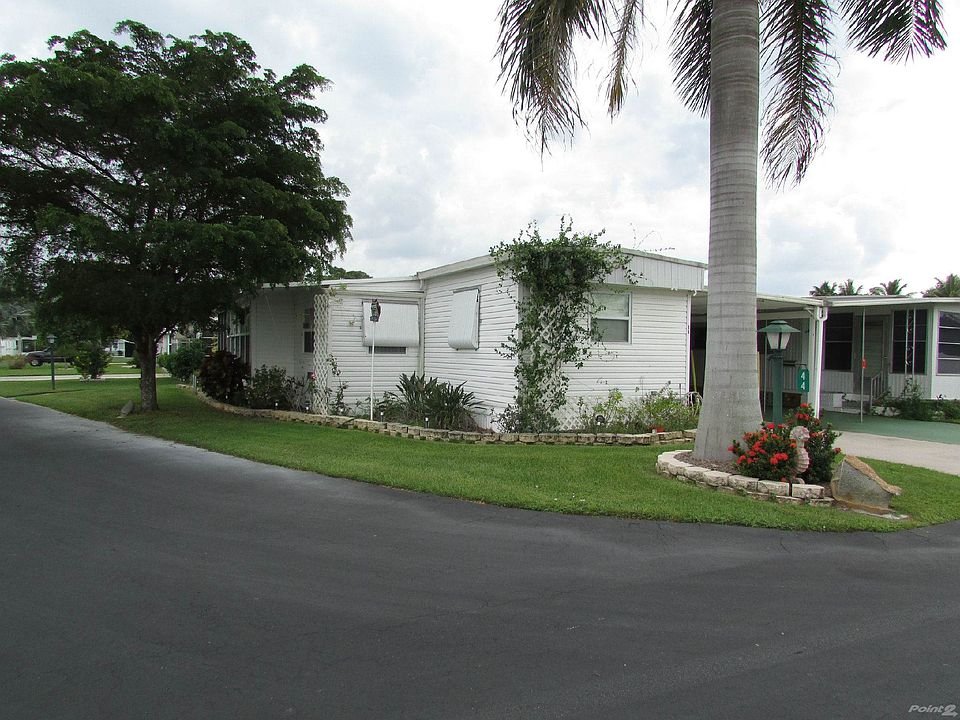Front view.