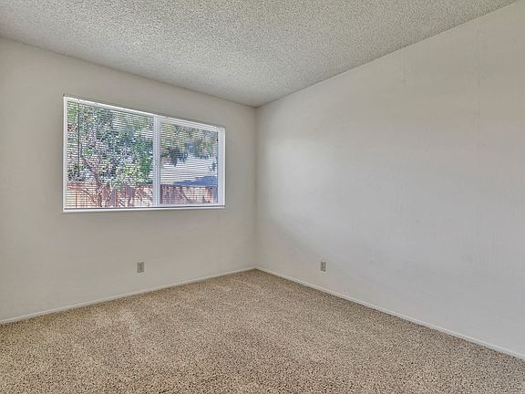 5th image of 1687 Goldentree Dr