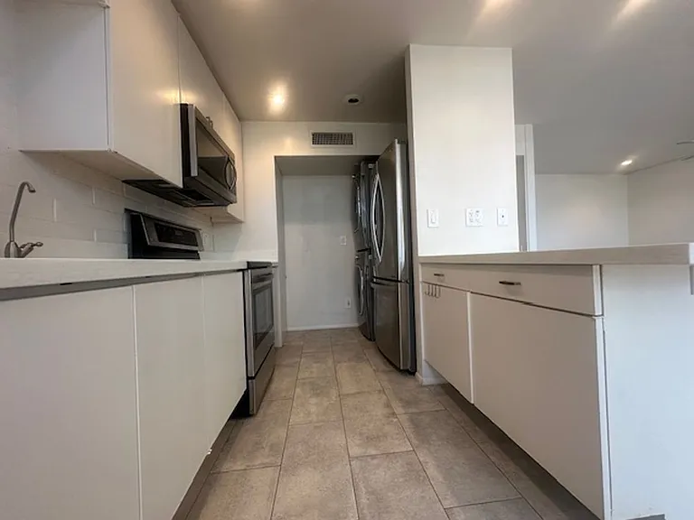 4225 N 36th St #5 — Photo 13