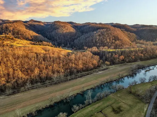 20486 Canebrake Rd, Abingdon, VA 24210