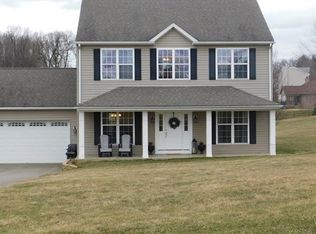 109 Buhl Rd, Evans City, PA 16033