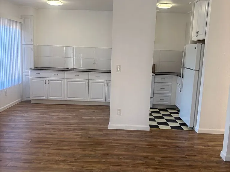 8230 Lemon Grove Way — Photo 8