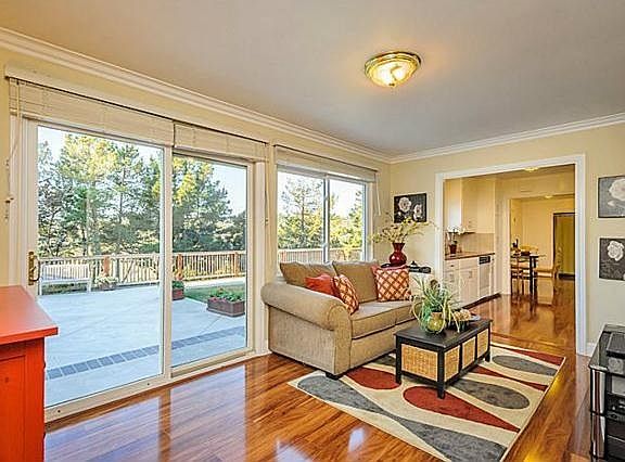 5th image of 2048 Kings Ln