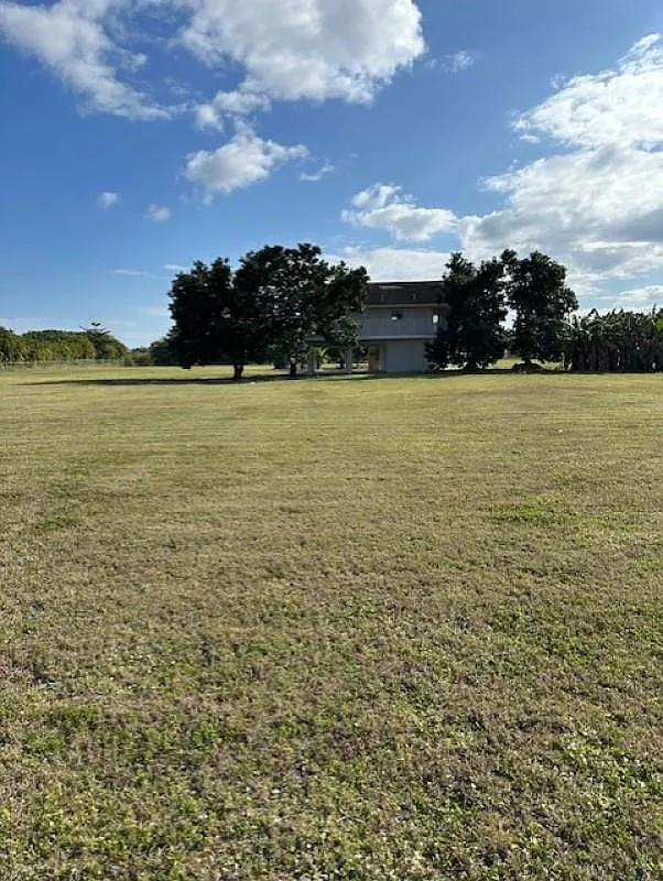 2 bed, 2.0 bath, 3650 sqft, $5,725 — Photo 3