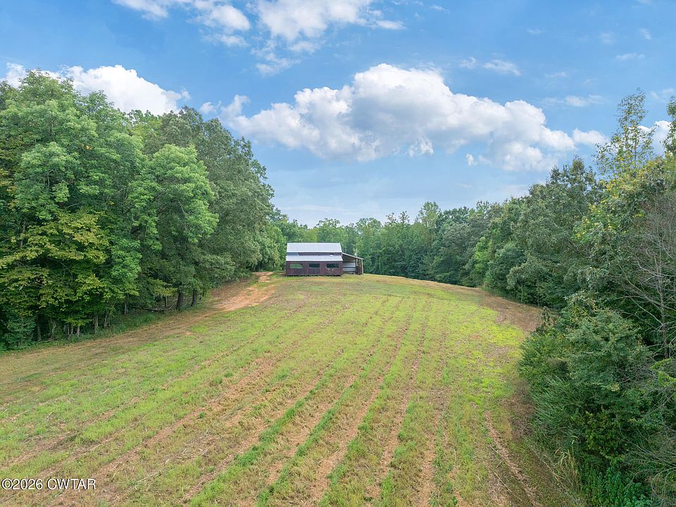 1st image of 957 Holladay Rd