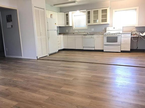 Kitchen/living