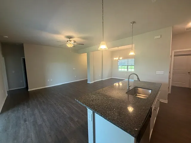 1504 NE 34th Ln — Photo 20