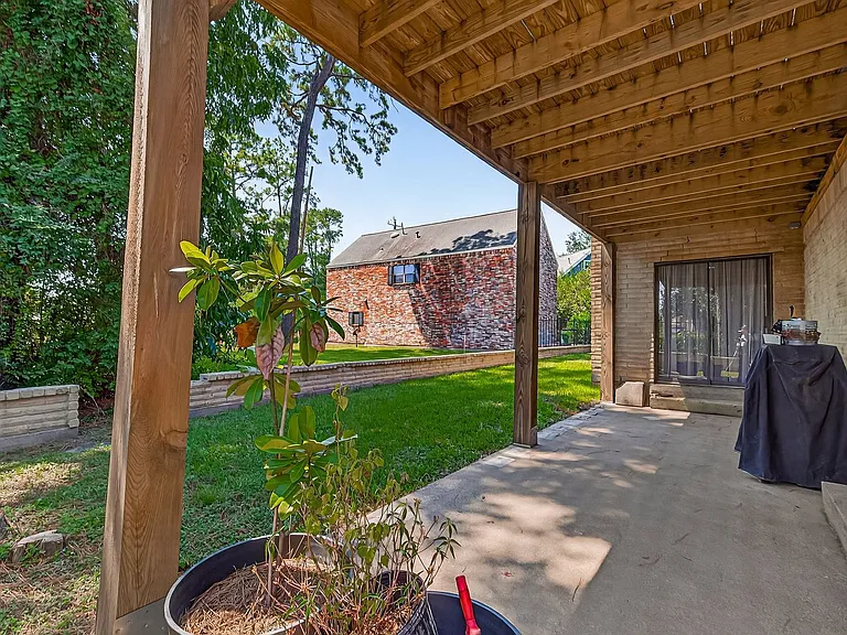 5815 Green Terrace Ln — Photo 49