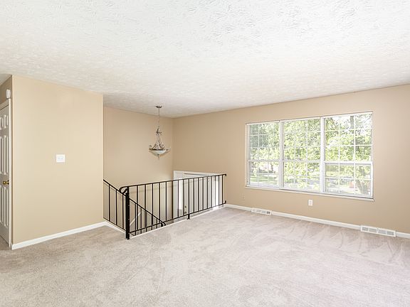 5th image of 3429 Warwick Ct #A