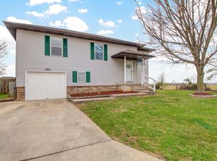 1602 W Ridgecrest St, Ozark, MO 65721