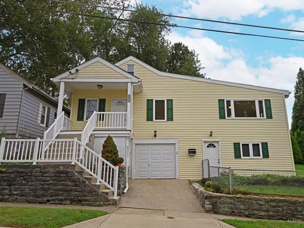 6207 Bancroft St, Cincinnati, OH 45227
