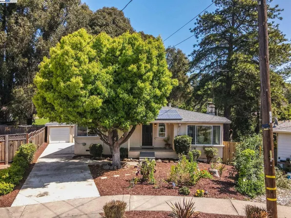 4448 Gem Ave, Castro Valley, CA 94546