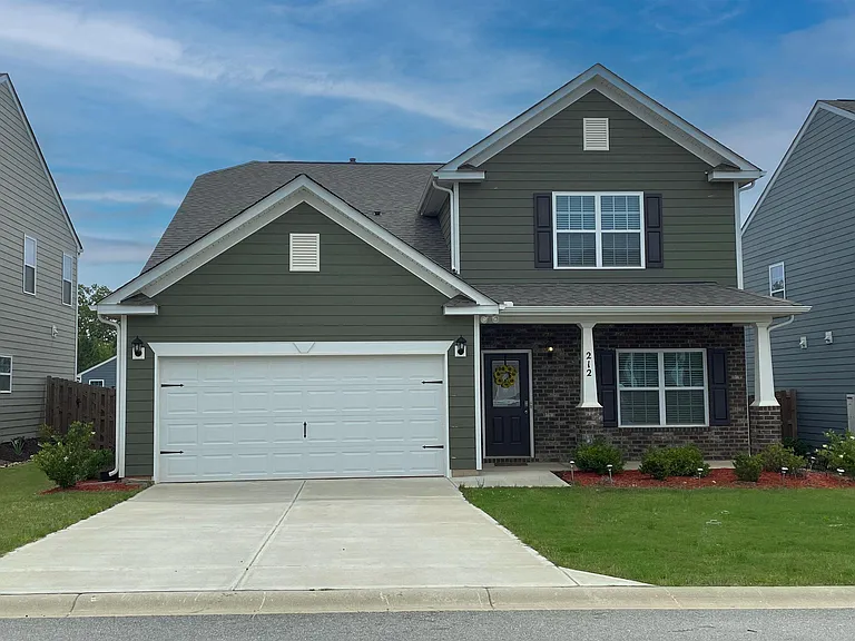 212 Timber Wood Dr — Photo 1