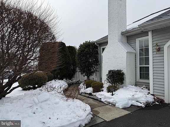 2nd image of 177 Raintree Ct